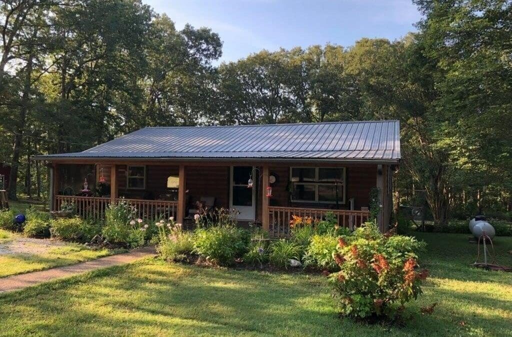 SOUTHERN MISSOURI OZARKS HOME NEAR VAN BUREN MISSOURI FOR SALE BY AUCTION!